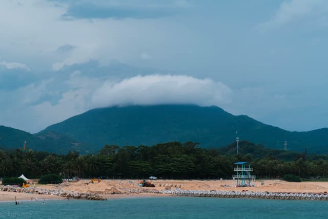 海南日月湾沙滩